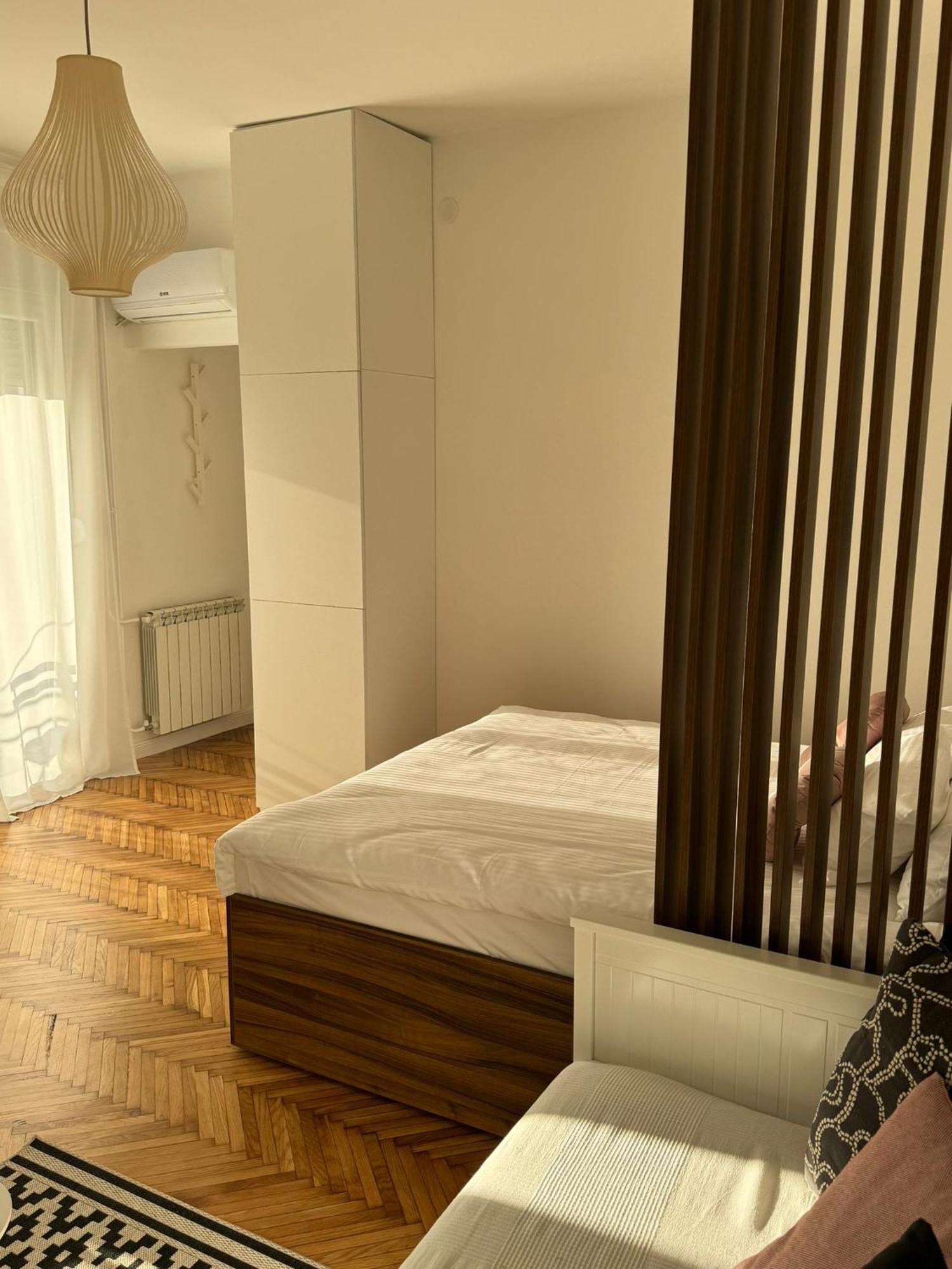 Balconia Sunny Apartment In Centre Of Belgrad Exteriör bild